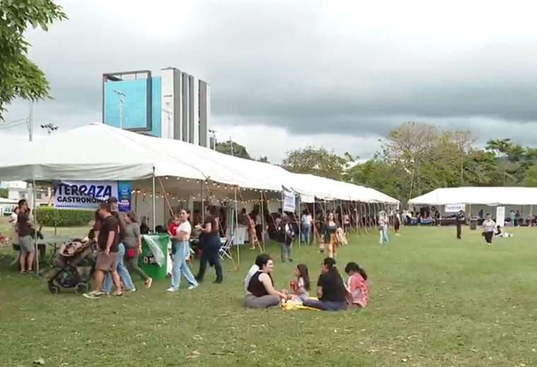 Decenas de familias se reunieron para disfrutar del festival: "San José te quiere aquí en vacaciones"