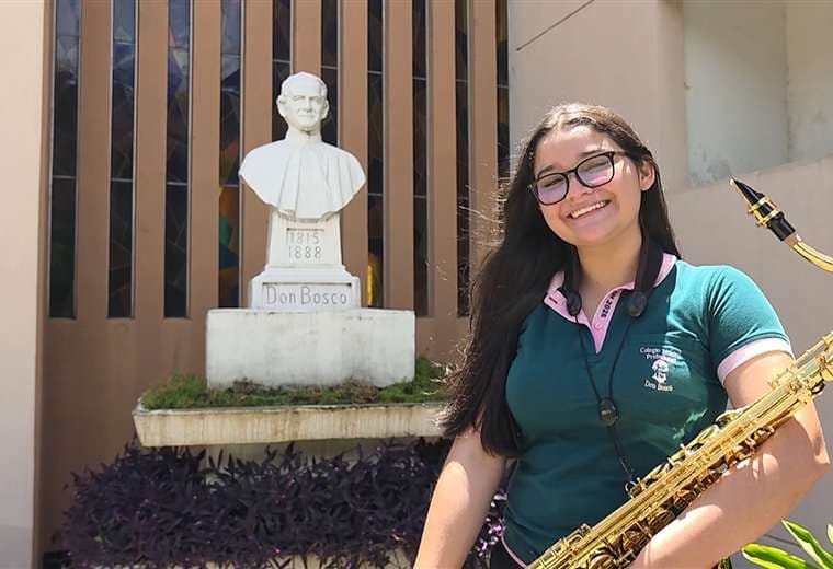 La fuerza detrás del uniforme: Larissa representará a Costa Rica en Pasadena