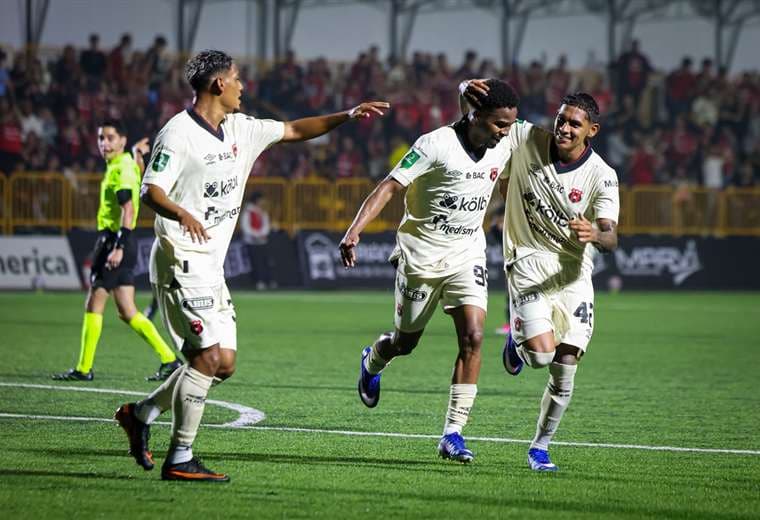 Kenyel Mitchel, Alajuelense/Prensa LDA