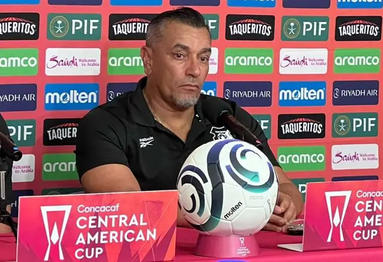 José Giacone, técnico del Herediano/Crédito: Iand García