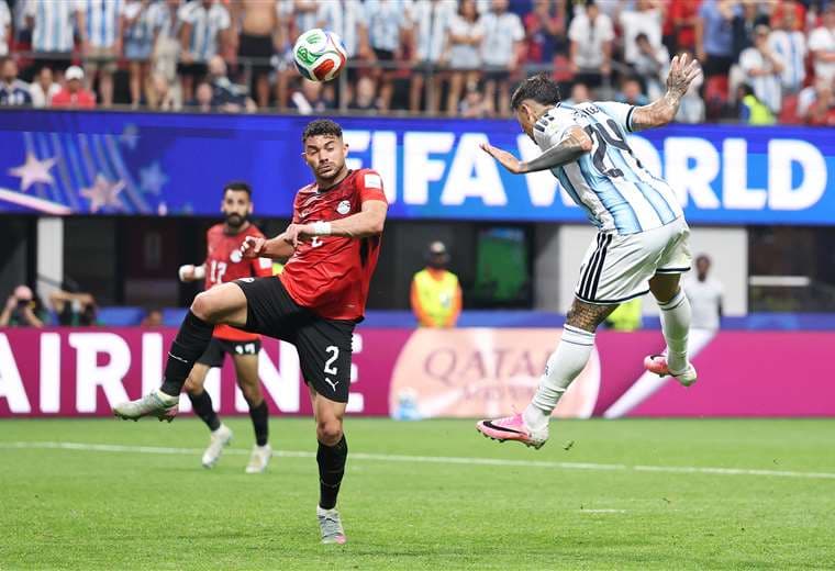 Gol de Enzo Fernández ante Egipto/AFP