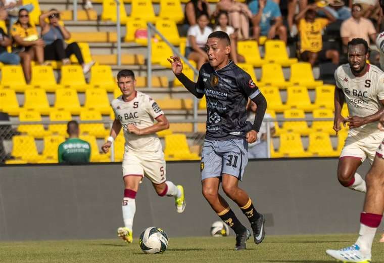 Sebastián Padilla ante Saprissa. Foto: Prensa Municipal Liberia