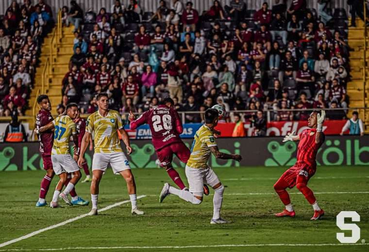 Gerson Torres. Saprissa