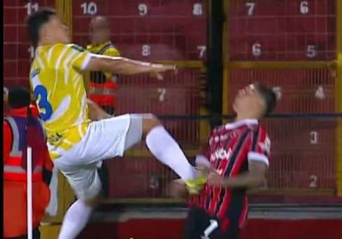 Escorpiones vs. Alajuelense.