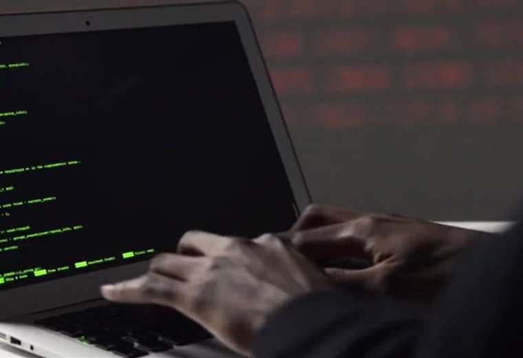 "Parte de la información es real", dice Micitt tras filtración masiva de datos en 'dark web'