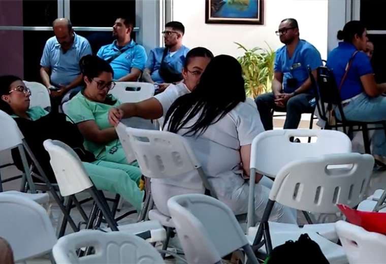 CCSS suspende temporalmente cambios en pago de horas extra y guardias médicas