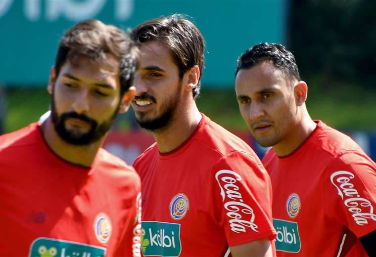 Bryan Ruiz, Keylor Navas y Celso Borges. AFP