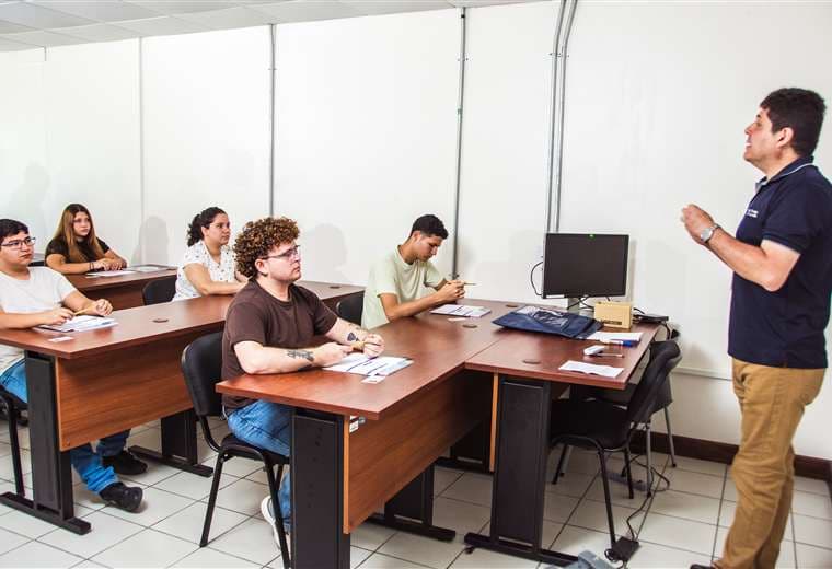 Examen de admisión del TEC/Prensa TEC
