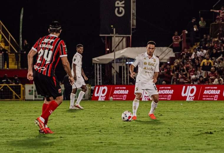 Clásico Nacional entre Alajuelense y Saprissa/Prensa Saprissa