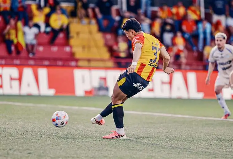 Fernando Lesme, Herediano/Prensa Herediano