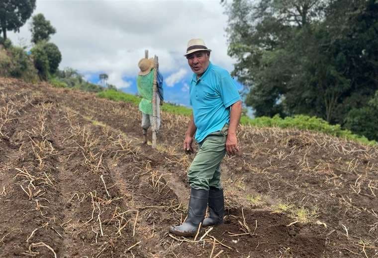 Una vida entre goles, trabajo y amor por la finca