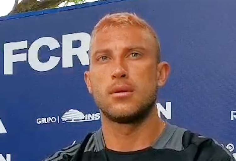 Francisco Calvo asume su rol de líder en plena renovación de La Sele